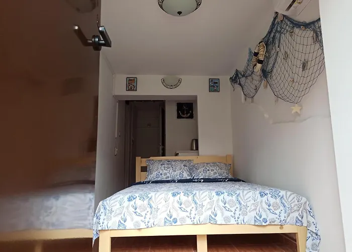 в каюта * Бургас